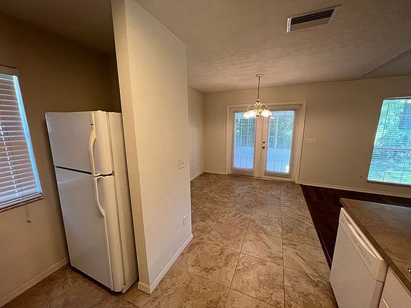 5th image of 24060 NW 3rd Ave