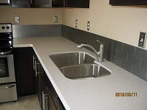 4th image of 2909 E Empire Dr