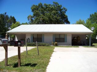 110 1st St, Nahunta, GA 31537