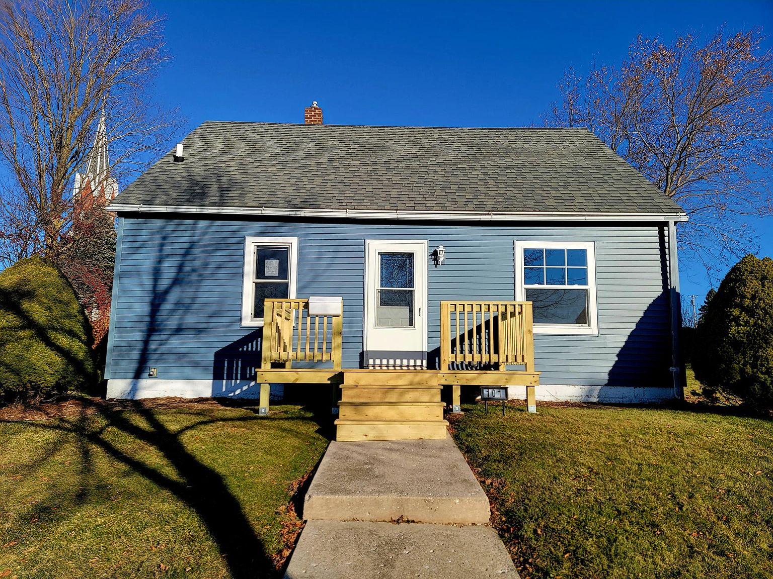 101 E North Water St, Algoma, WI 54201 Zillow