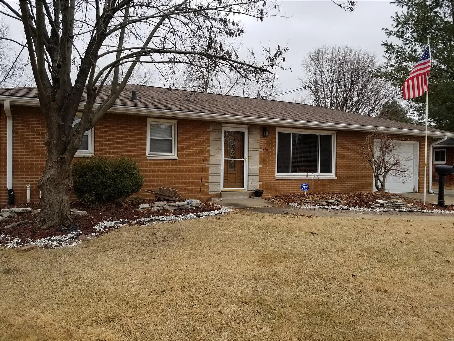 3101 Willow Ave photo 1