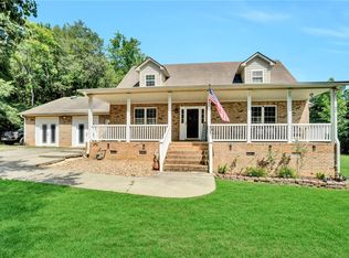 299 Kellett Rd, Gray Court, SC 29645