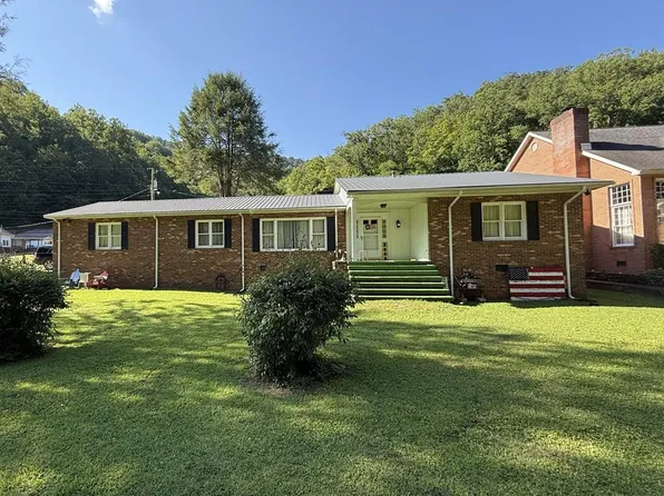 36 Spano St, Williamson, WV 25661