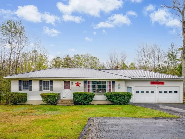 17 Smiley Avenue, Winslow, ME 04901