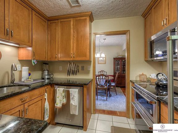 4th image of 500 S 37th St APT 504