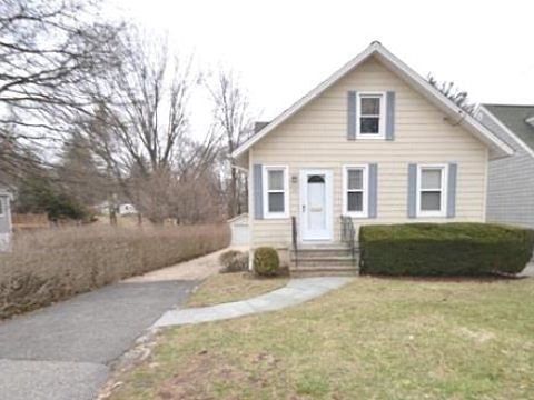 1st image of 78 Glen Cove Dr