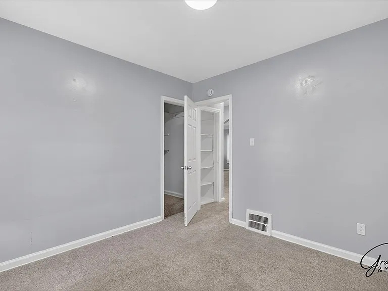 10644 Stratman St — Photo 19