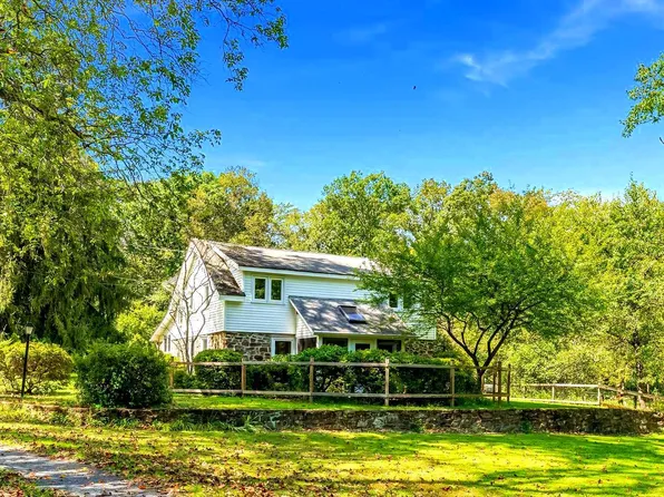 128 Perry Auger Rd, Upper Black Eddy, PA 18972