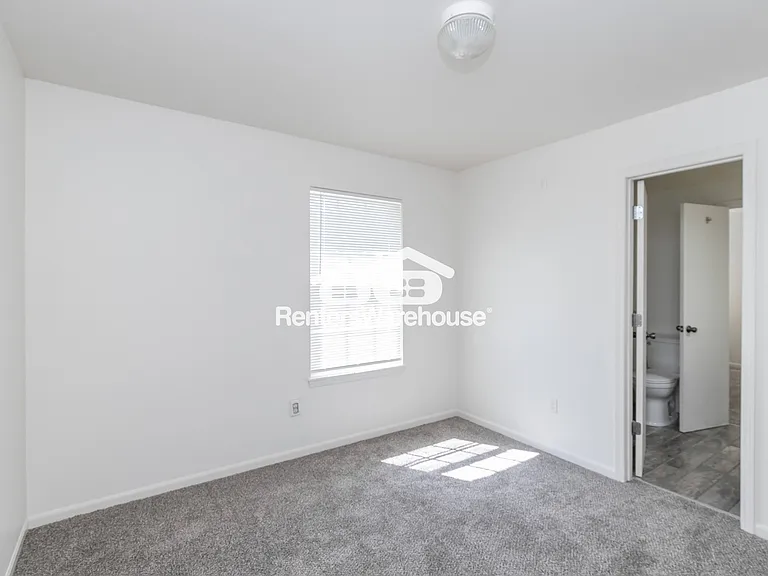 8127 N Lawn Ave — Photo 21