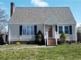 94 Dale Ave, Cranston, RI 02910