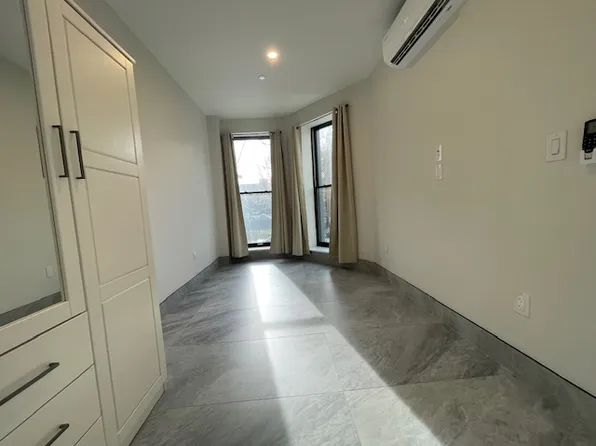 637 Quincy Street image 9 of 9