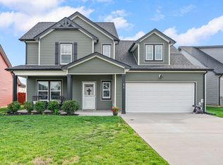 476 Kinslow Ct, Clarksville, TN