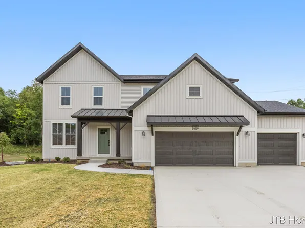 5859 Valley Point Dr SE, Caledonia, MI 49316