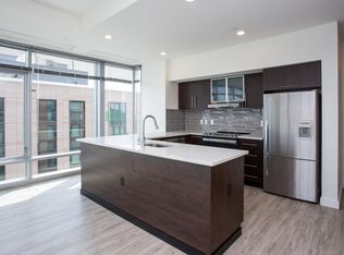 1332 Boylston St #218R, Boston, MA 02215