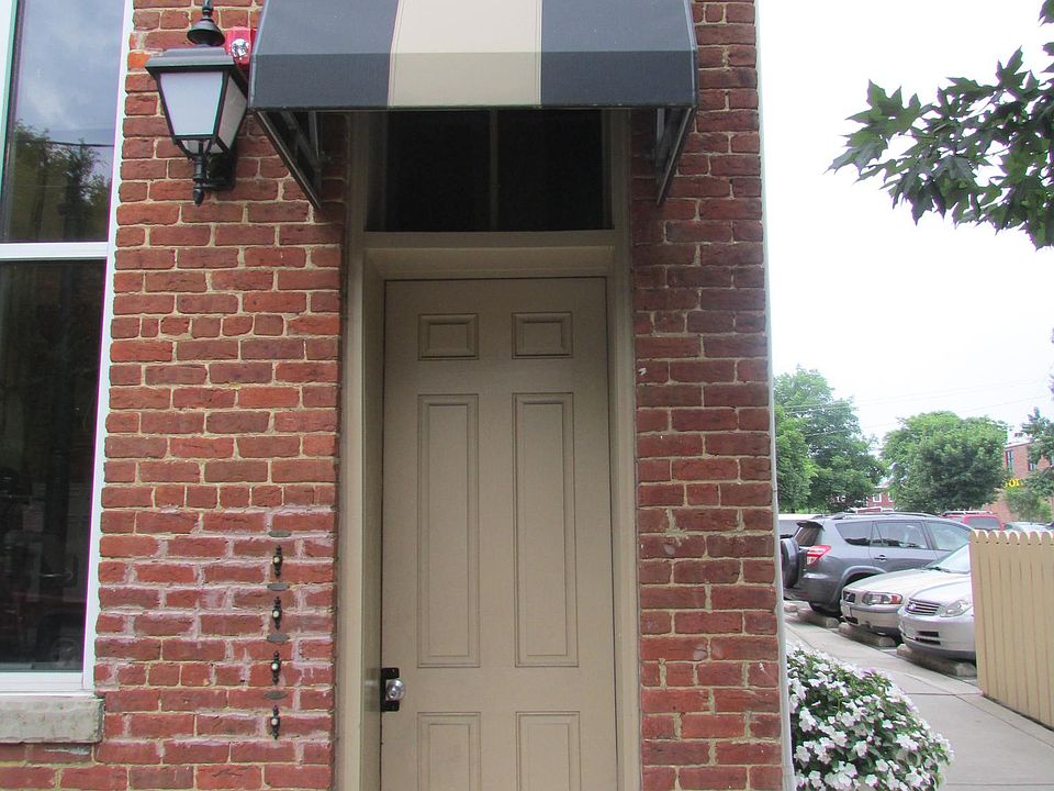 1st image of 1328 W Cary St APT 2B
