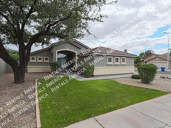3rd image of 693 W Crane Ct