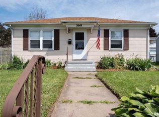 2648 Whitewood Ave, Davenport, IA 52802