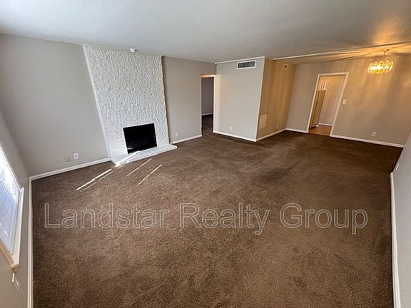 3rd image of 3221 Kemmons Dr #4