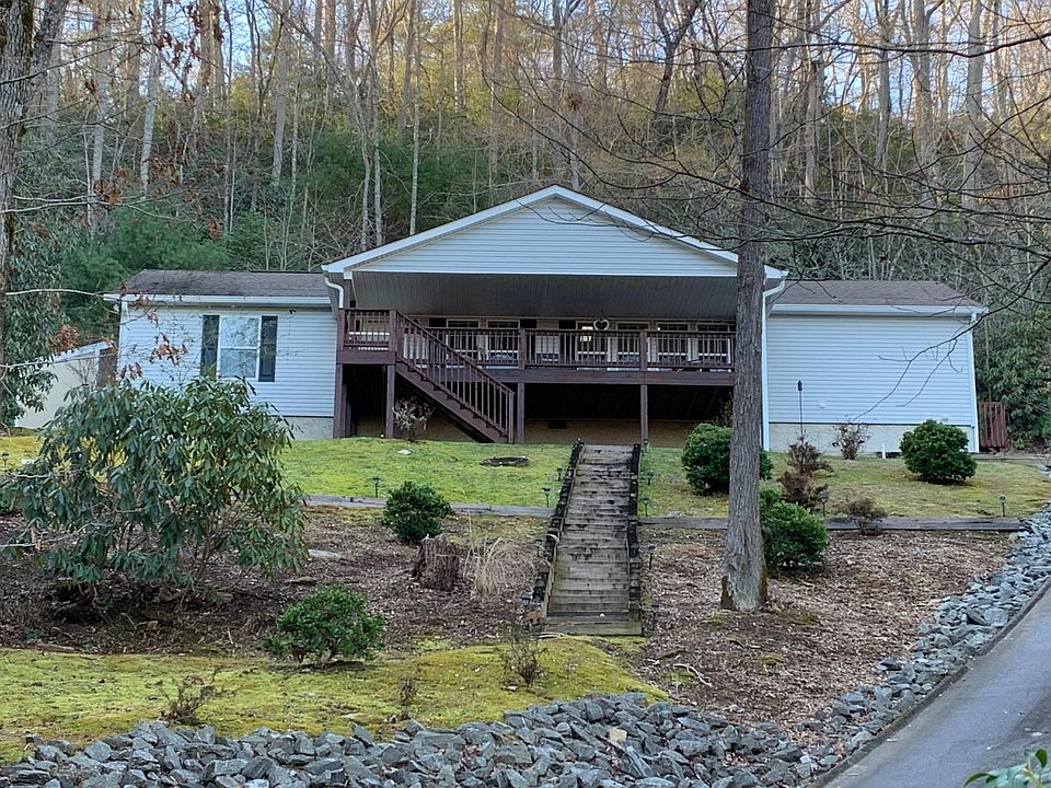 1st image of 94 Emerald Hills Ct