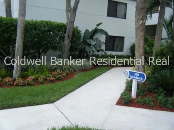 511 Oak Harbour Dr, Juno Beach, FL 33408