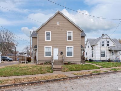 120 N Pine St, Davenport, IA, 52802