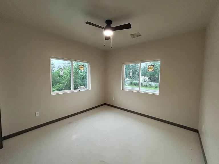 6950 Hickman Rd #302A — Photo 16