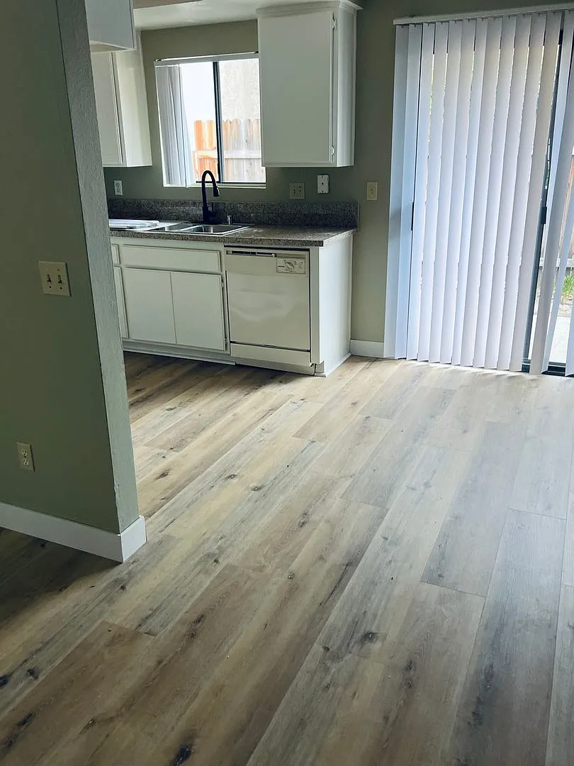 3143 Triumph Ln — Photo 3