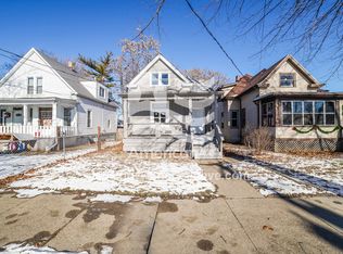 735 E Kansas St, Peoria, IL 61603