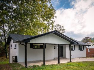 326 Parkview Dr, Saint Albans, WV 25177