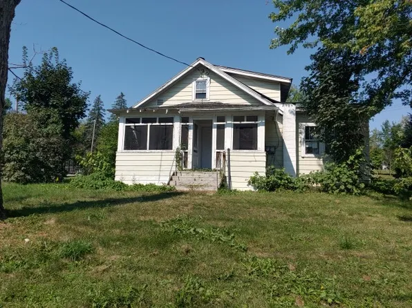 2 Forbes Rd, Massena, NY 13662