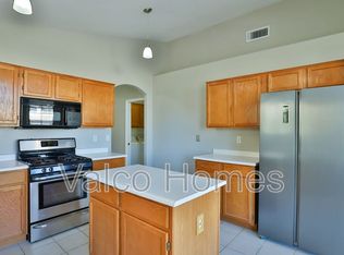 3853 N Saint Elias Cir, Mesa, AZ 85215