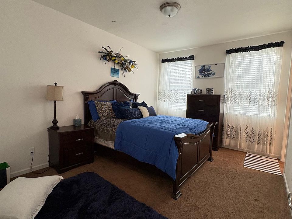 1st image of 9887 Lousada Dr