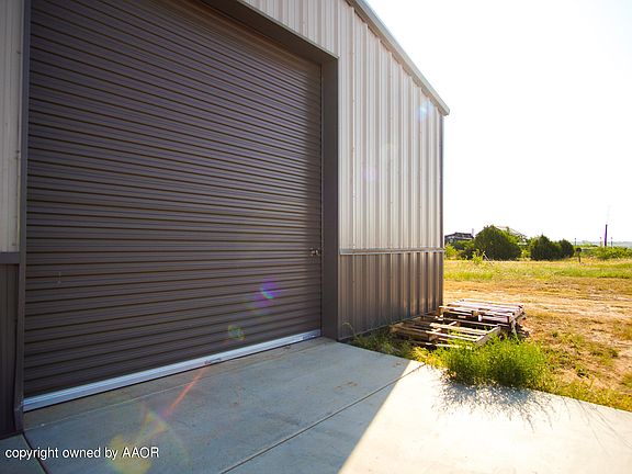 3rd image of 6400 Grande Dr