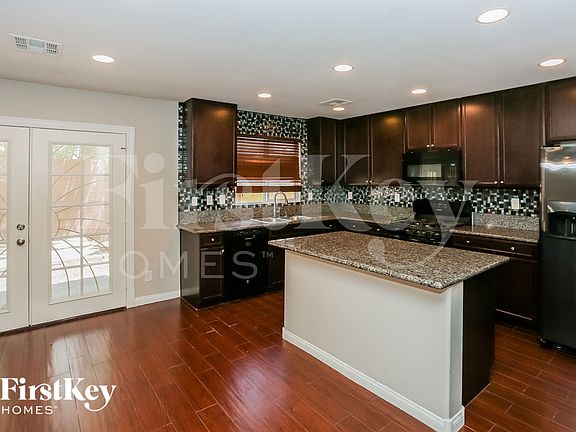 5th image of 10752 Knickerbocker Ave