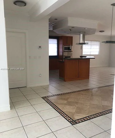 9910 SW 23rd St — Photo 5