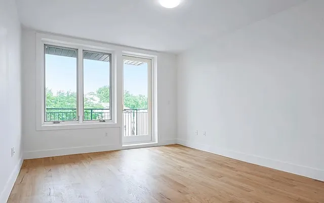 Rented by BARNES New York | media 13