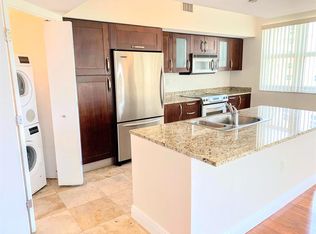 19900 E Country Club Dr APT 1020, Aventura, FL 33180