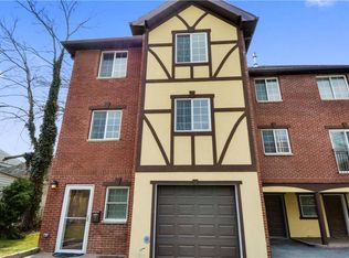 3 Crosby Pl, New Rochelle, NY 10801