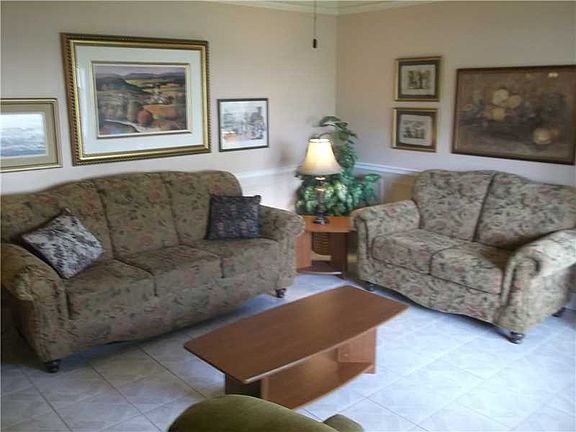 2nd image of 16900 NE 14th Ave APT 110