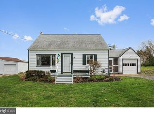 51 Auburn St, Woodstown, NJ 08098