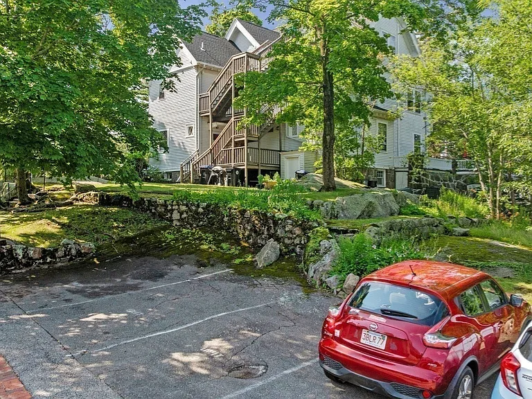 28 Columbus Ave #4 — Photo 14