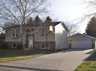 504 6th St NE, Dilworth, MN 56529