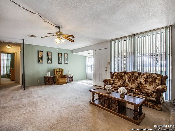 3rd image of 4419 Diamondhead Dr