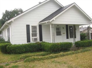 1116 S 29th St, Nederland, TX 77627
