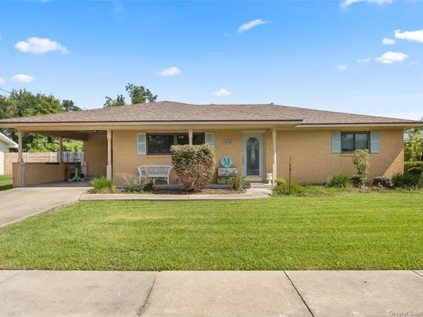 1402 Maria Dr, Sulphur, LA 70663