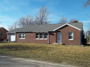 23 Lakewood Dr, Trafalgar, IN 46181