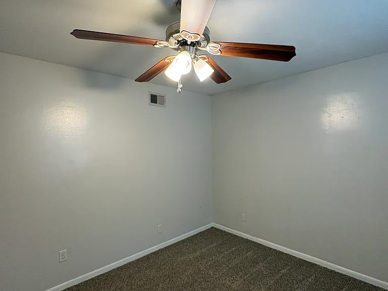 6609 Bluebird Dr — Photo 17