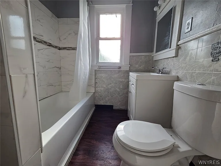 67 Moeller St #UPPER — Photo 10