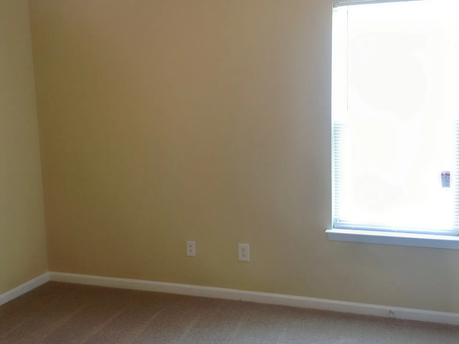 7527 Hidden Creek Drive Charlotte NC — Photo 2