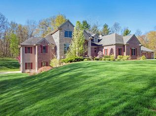 3323 W B Ave, Plainwell, MI 49080
